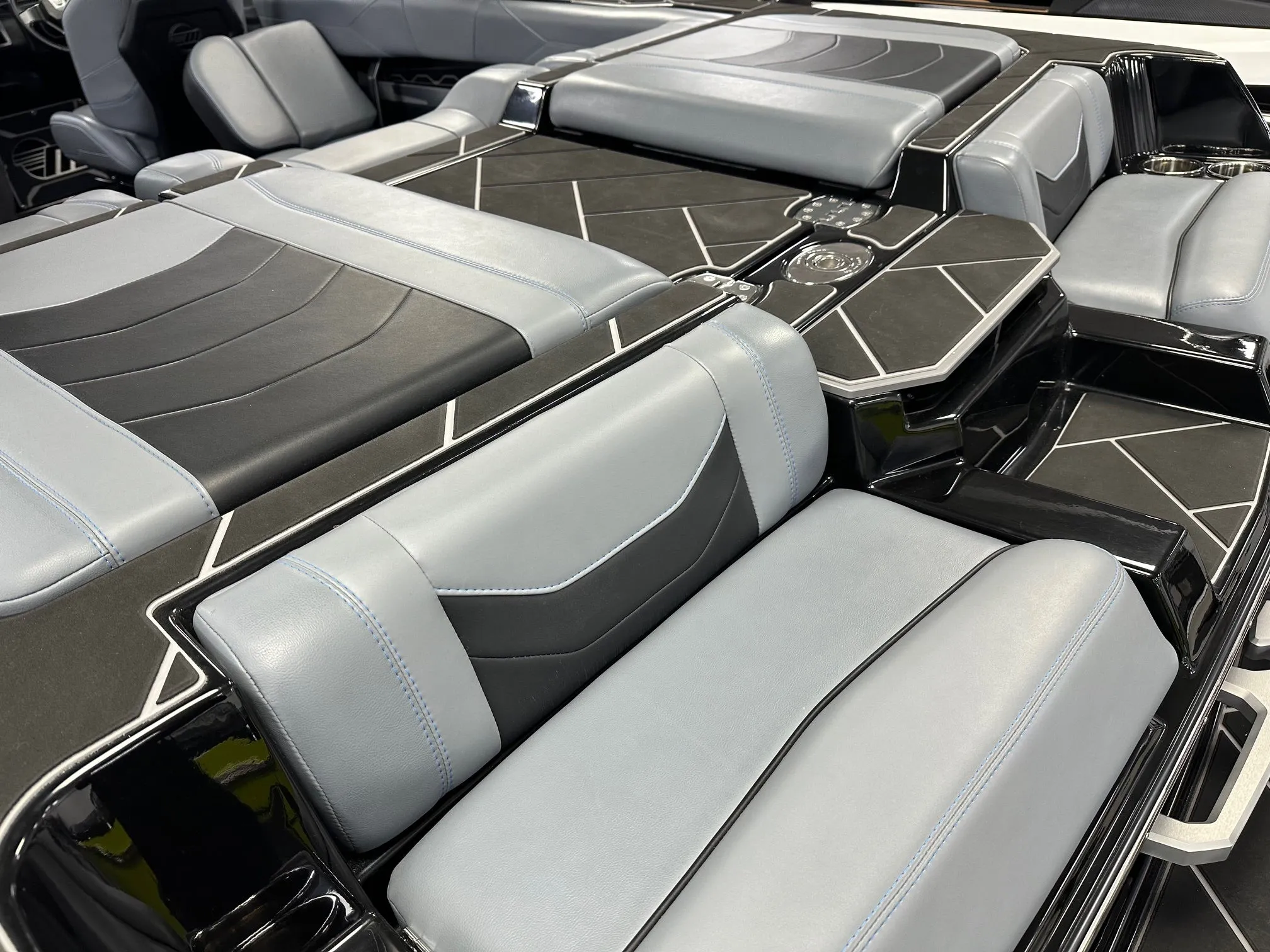 2024 Malibu Wakesetter 23 LSV