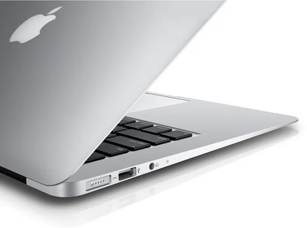 Apple MacBook Air (13-inch, Late 2010)