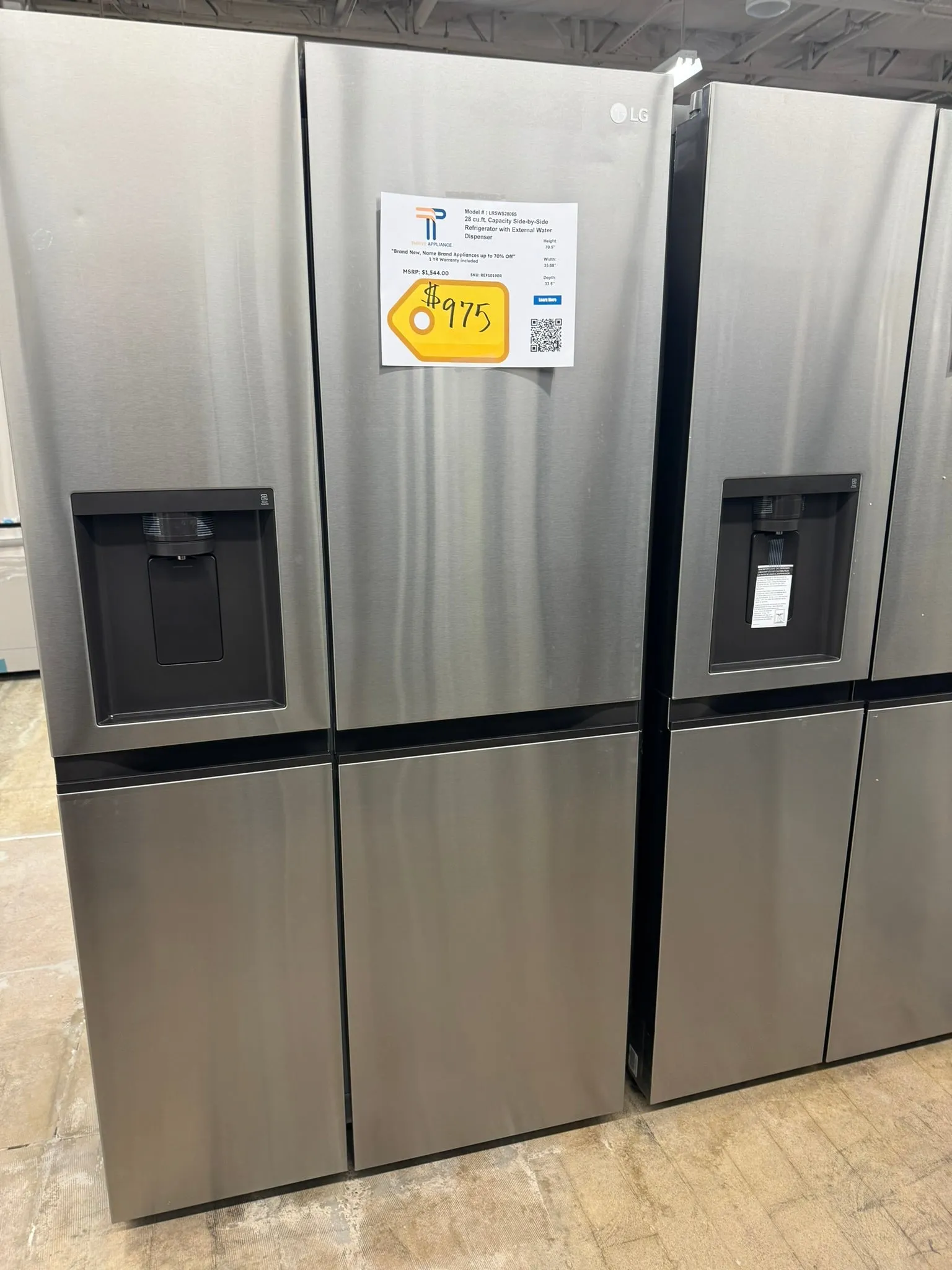 BEAUTIFUL BRAND NEW STAINLESS STEEL LG REFRIGERATOR MODEL: LRSWS2806S REF10190R