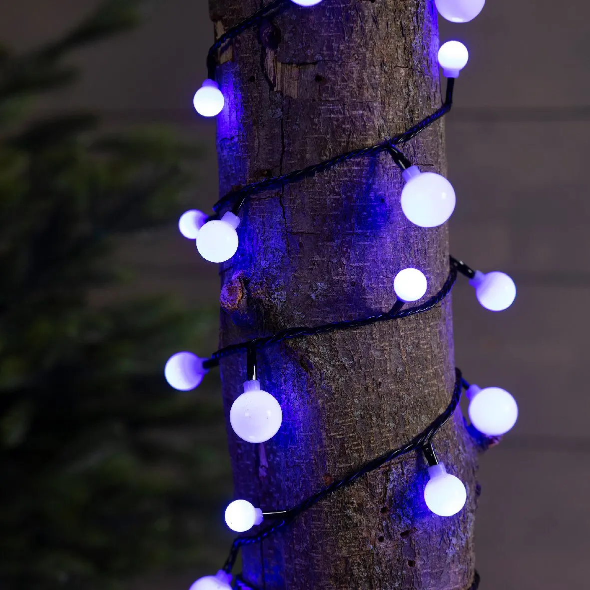 Lumineo 120 LED Colour Changing Cherry Bulb String Lights (9m)